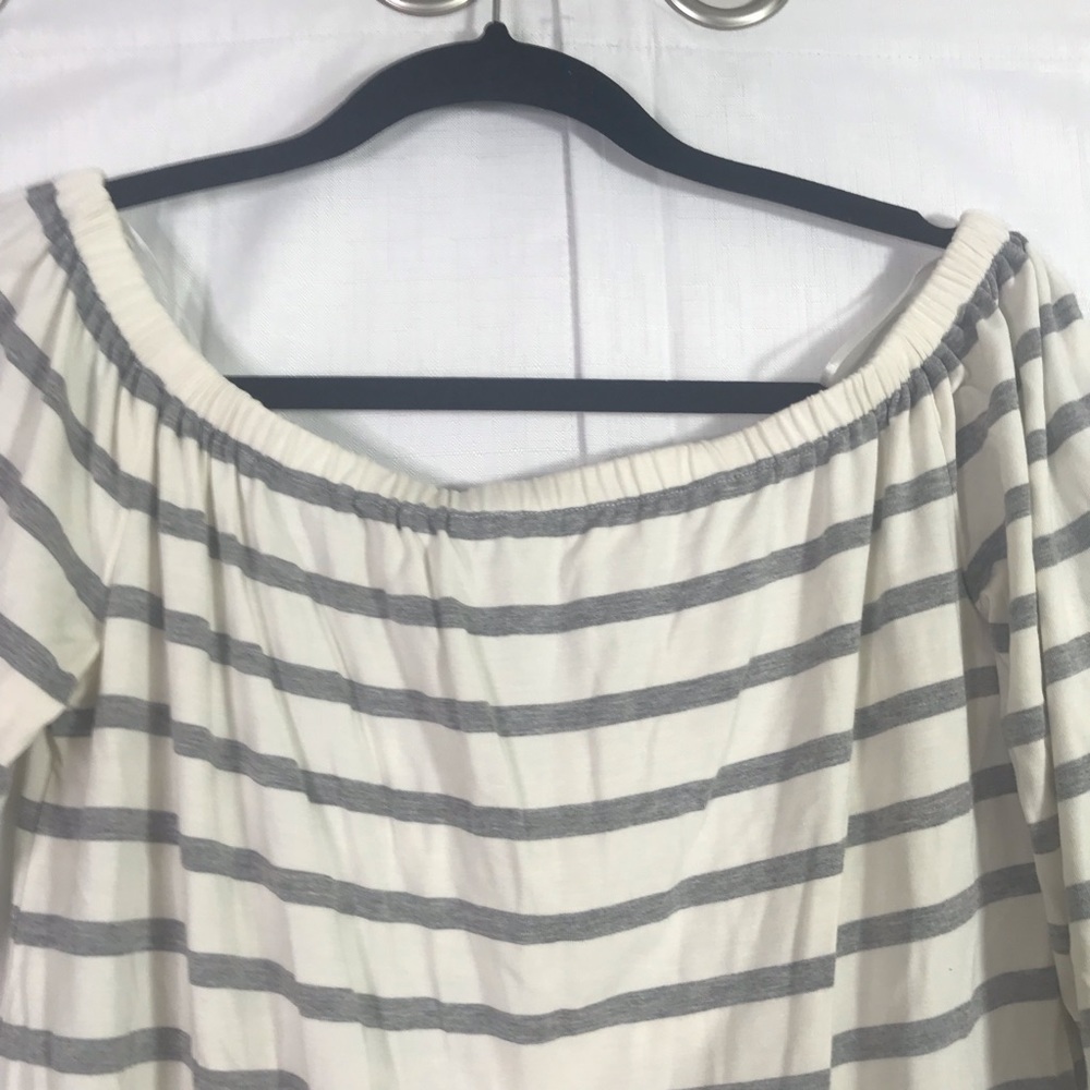 NWT BB Dakota Stripped Top - Picture 2 of 5